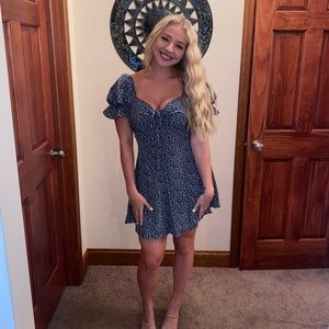 Meet your Posher, Lexie